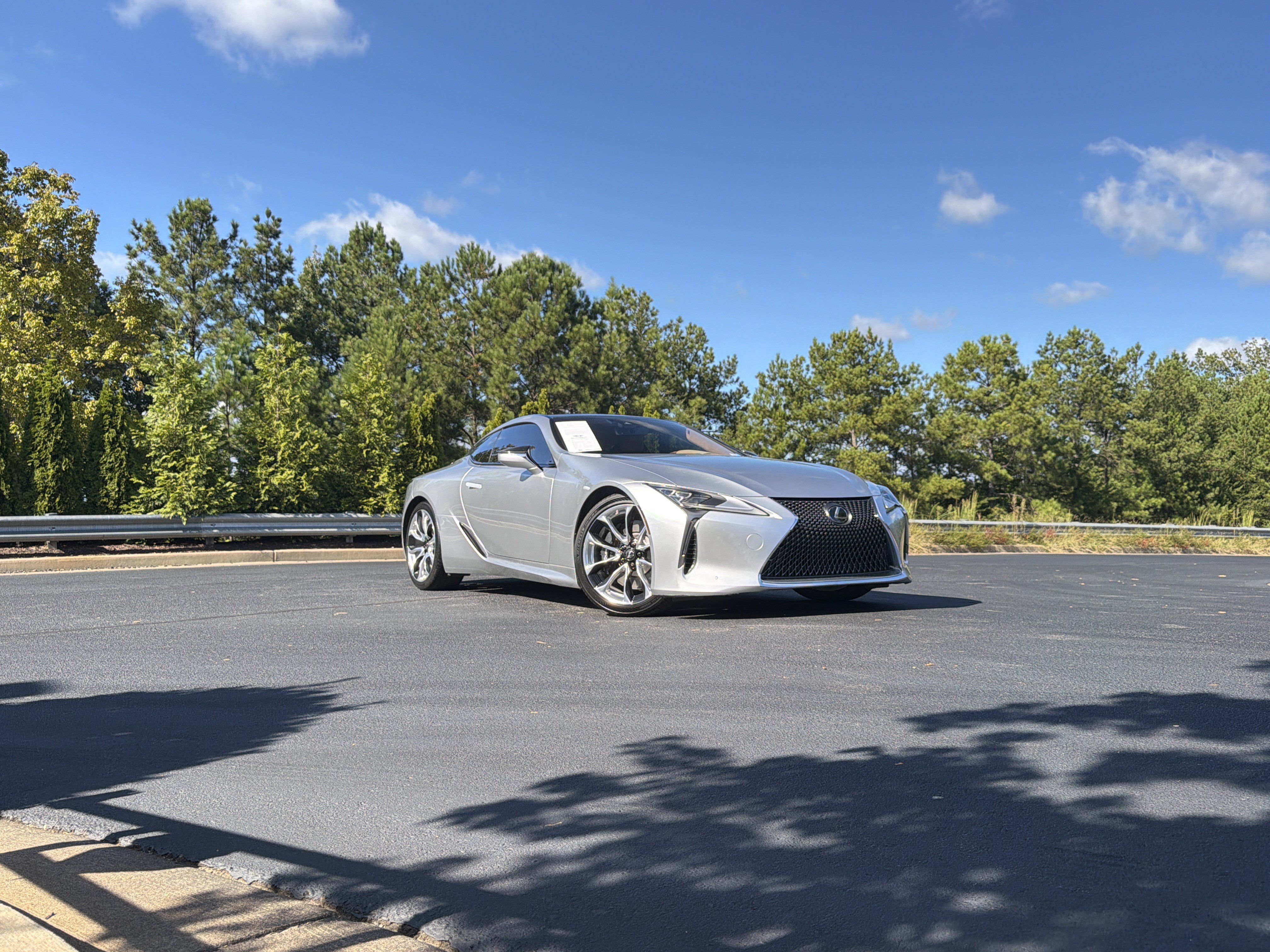 Used 2018 Lexus LC 500 Coupe w/ Performance Package RWD image 2