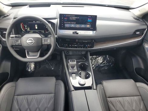 Used 2026 Nissan Rogue Platinum w/ Tech Package AWD/4WD image 12