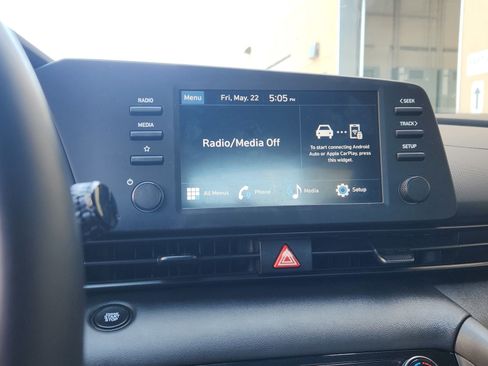 Used 2025 Hyundai Elantra Sport FWD image 23