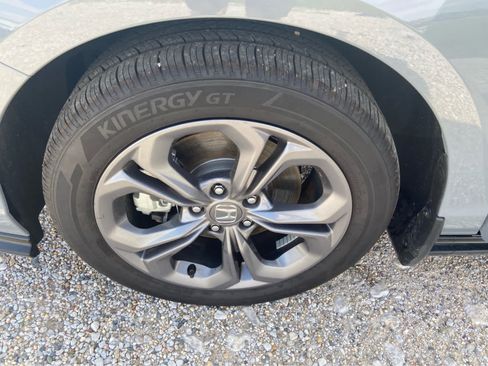 Used 2025 Honda Accord EX-L image 13