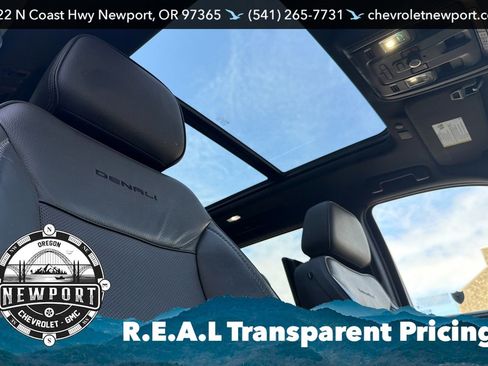 Used 2021 GMC Yukon Denali w/ Denali Premium Package image 19