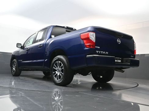 Used 2023 Nissan Titan SV RWD image 24