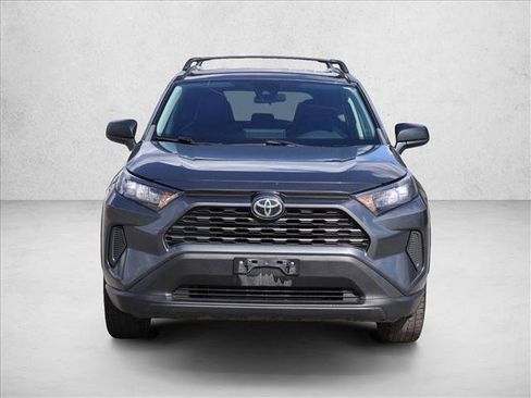 Used 2020 Toyota RAV4 LE w/ Carpet Mat Package AWD/4WD image 2