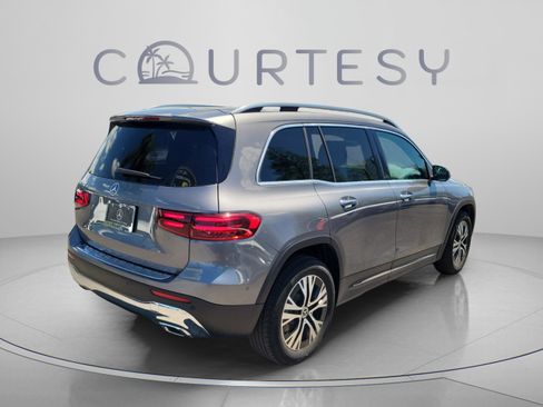 Certified 2026 Mercedes-Benz GLB 250 image 3