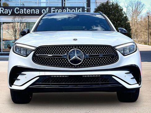 Certified 2025 Mercedes-Benz GLC 300 4MATIC image 3