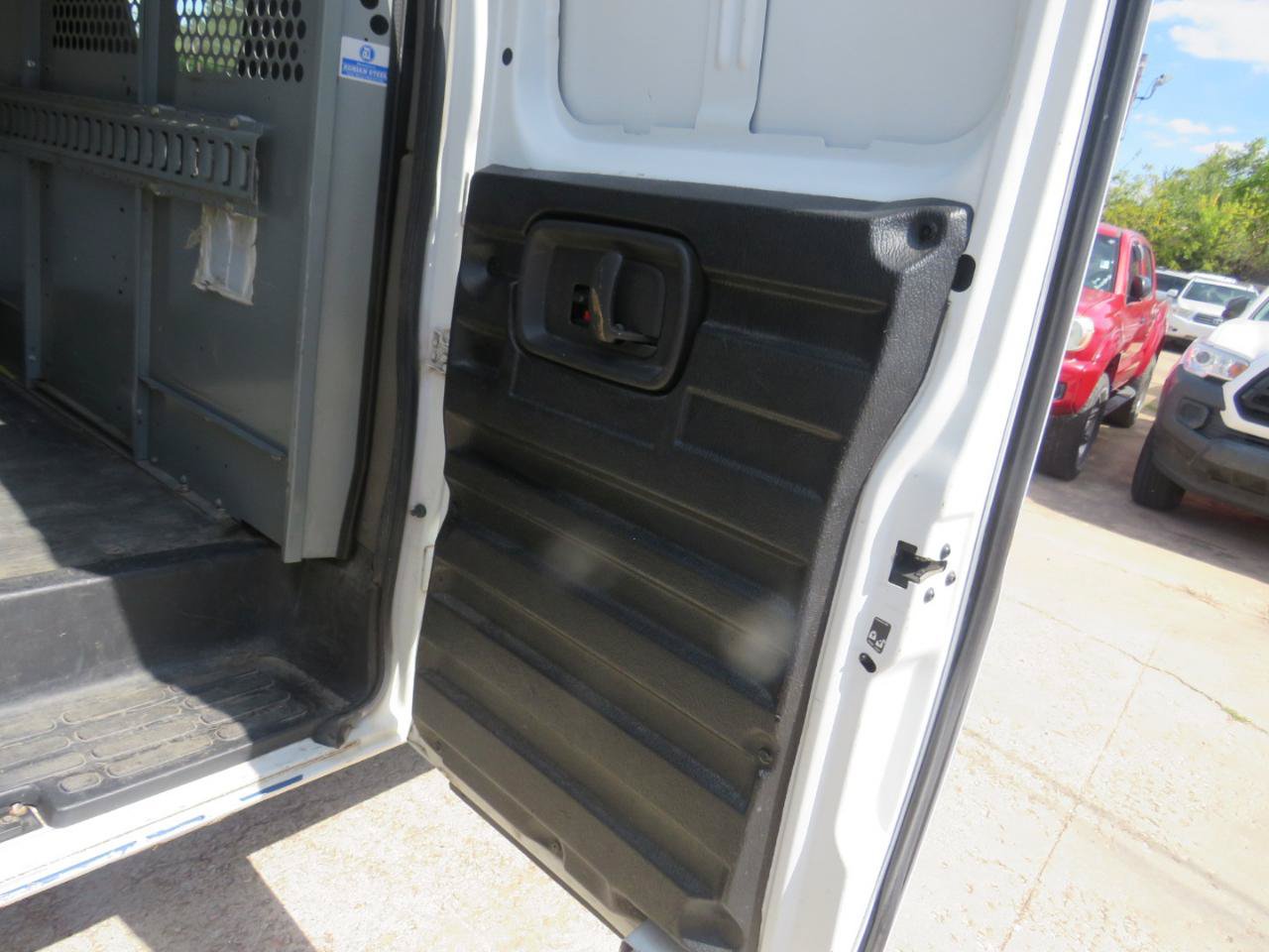 Used 2009 Chevrolet Express 2500 Extended RWD image 33