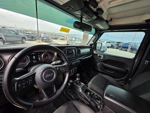 Used 2020 Jeep Wrangler Sport AWD/4WD image 15