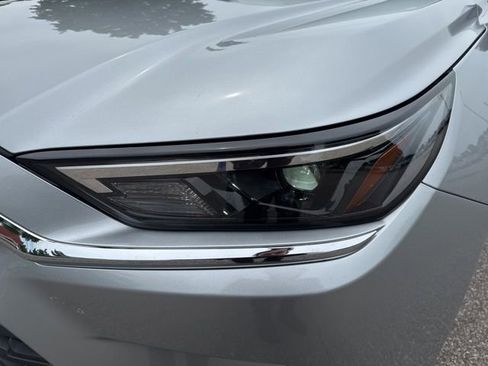 Used 2025 Toyota Grand Highlander FWD image 9