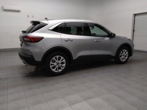 Used 2023 Ford Escape Active image 10