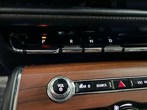 Used 2022 Lincoln Aviator Reserve w/ Equipment Group 201A image 18