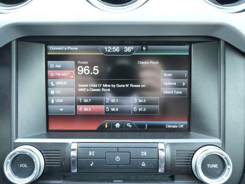 Used 2015 Ford Mustang Premium image 34