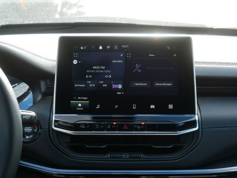 New 2026 Jeep Compass Limited AWD/4WD image 10