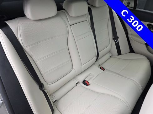 Used 2023 Mercedes-Benz C 300 Sedan image 26