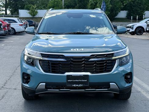 Certified 2024 Kia Seltos EX AWD/4WD image 2