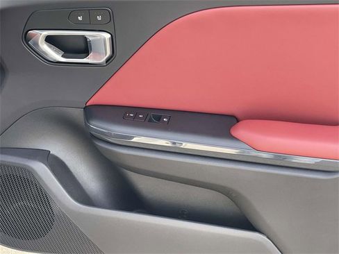 New 2025 Kia K4 GT-Line image 17