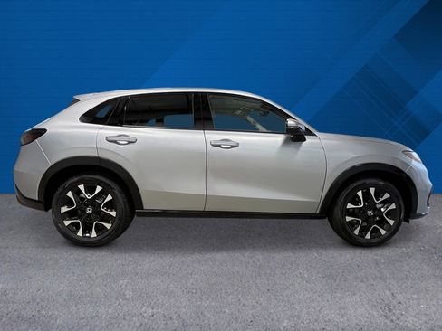 New 2026 Honda HR-V EX-L image 2