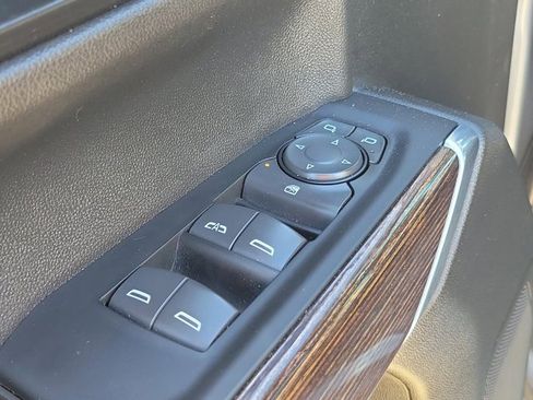 Used 2021 GMC Sierra 1500 Elevation image 9