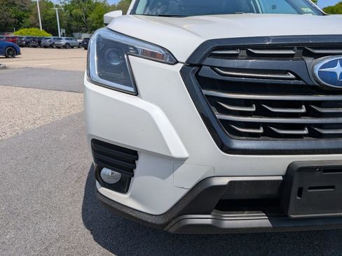 Used 2023 Subaru Forester Premium AWD/4WD image 10