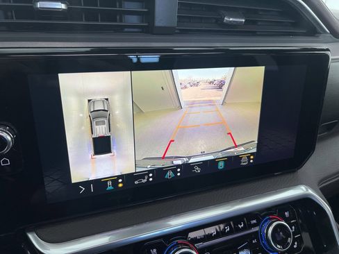 Used 2022 GMC Sierra 1500 Denali w/ Denali Reserve Package image 13