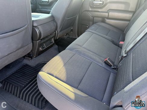 Certified 2022 Chevrolet Silverado 1500 Custom Trail Boss w/ LPO, Dark Essentials Package AWD/4WD image 11
