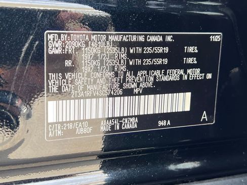 Used 2025 Toyota RAV4 XLE Premium AWD/4WD image 45