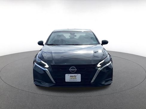 Used 2025 Nissan Altima 2.5 SV image 4