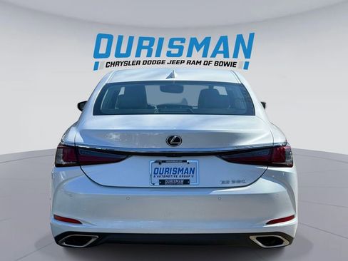 Used 2019 Lexus ES 350 w/ Premium Package image 3