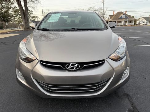 Used 2012 Hyundai Elantra Limited image 3