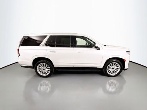 Used 2022 Cadillac Escalade Luxury AWD/4WD image 8
