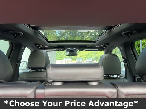 Used 2022 Alfa Romeo Stelvio Veloce image 17