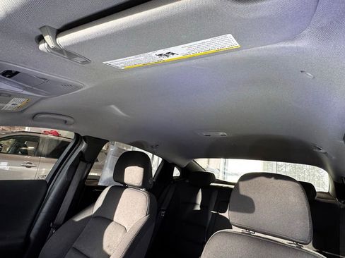 Used 2024 Chevrolet Malibu LT FWD image 39