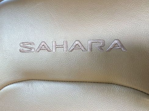 Used 2022 Jeep Wrangler Unlimited Sahara w/ Cold Weather Group AWD/4WD image 24