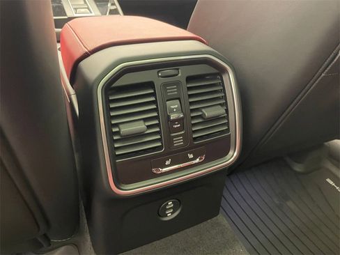 New 2026 Porsche Macan Turbo image 15