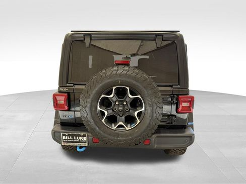 Used 2022 Jeep Wrangler Unlimited Rubicon 4xe w/ Cold Weather Group AWD/4WD image 8