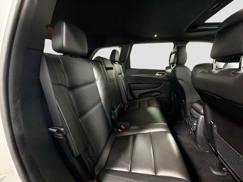 Used 2021 Jeep Grand Cherokee Limited AWD/4WD image 29