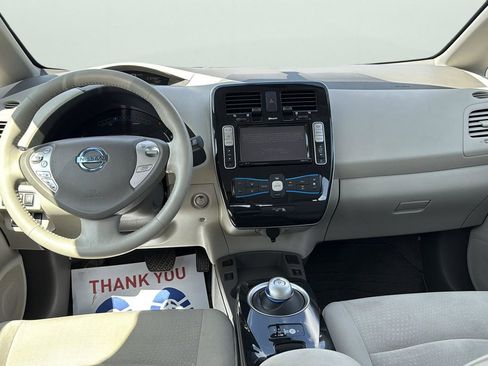 Used 2011 Nissan Leaf SL FWD image 22