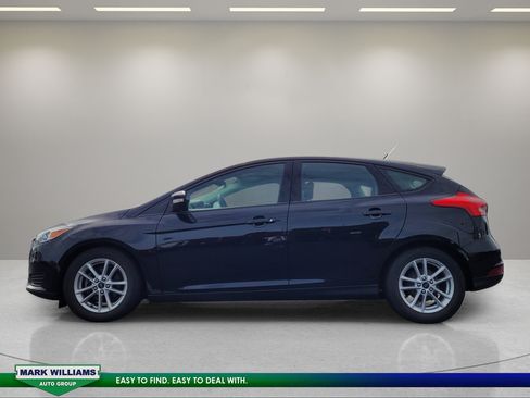 Used 2015 Ford Focus SE FWD image 7