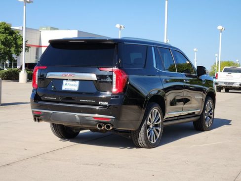 Used 2021 GMC Yukon Denali w/ Denali Premium Package AWD/4WD image 7