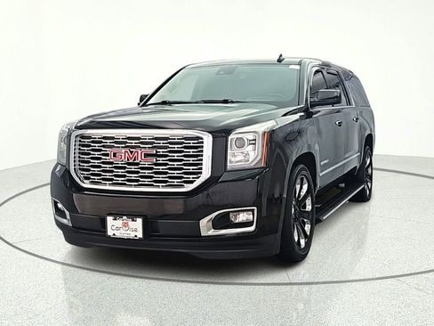 Used 2019 GMC Yukon XL Denali w/ Denali Ultimate Package AWD/4WD image 2