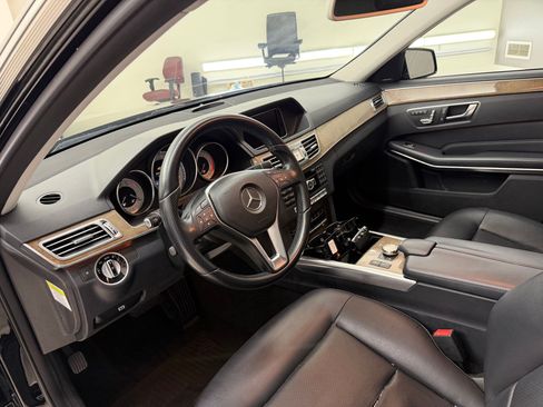 Used 2014 Mercedes-Benz E 250 BlueTEC Sedan image 4