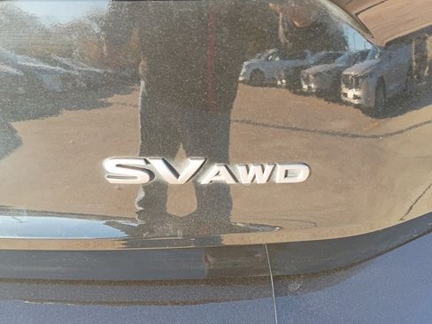 Used 2024 Nissan Rogue SV image 11