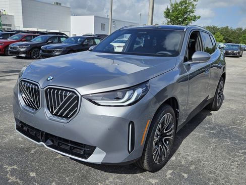 New 2025 BMW X3 xDrive30i w/ Premium Package image 9