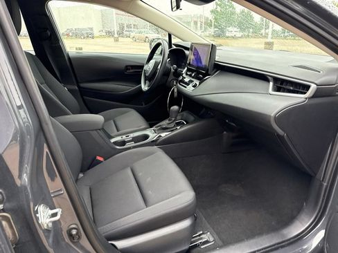 Used 2024 Toyota Corolla LE FWD image 17