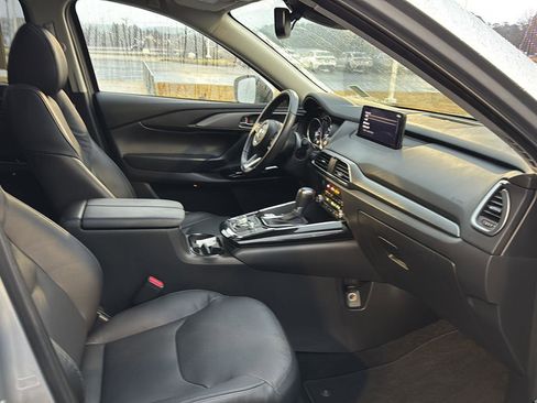 Used 2023 MAZDA CX-9 Touring image 10