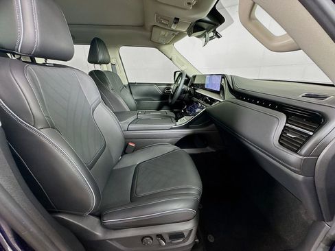 Certified 2026 INFINITI QX80 Luxe w/ Cargo Package RWD image 38