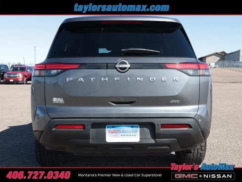 Used 2024 Nissan Pathfinder S image 42