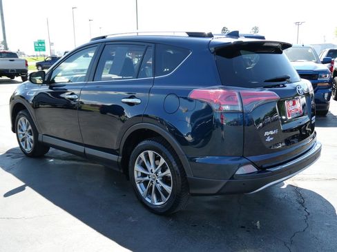 Used 2018 Toyota RAV4 Limited w/ Advanced Technology Package AWD/4WD image 8
