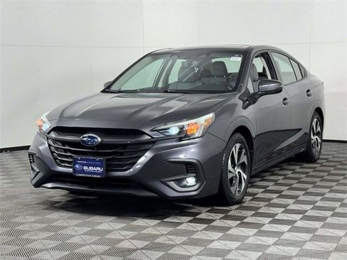 Used 2023 Subaru Legacy Premium image 7