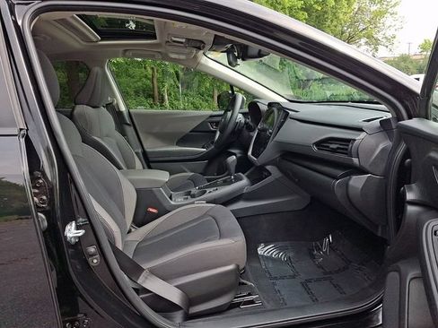Used 2025 Subaru Crosstrek 2.5i Premium AWD/4WD image 47
