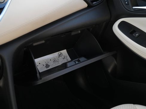 Used 2023 Buick Encore GX Essence w/ Experience Buick Package image 28